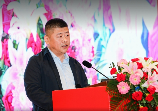 希望各界繼續通力合作、鼎力相助，不斷提高鑄鍛工藝水平