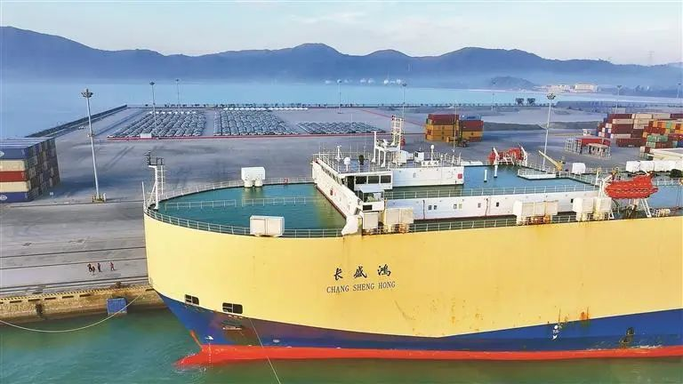 從歐洲到東南亞，從賣(mài)車(chē)到建廠(chǎng)，中國(guó)新能源汽車(chē)出海提速